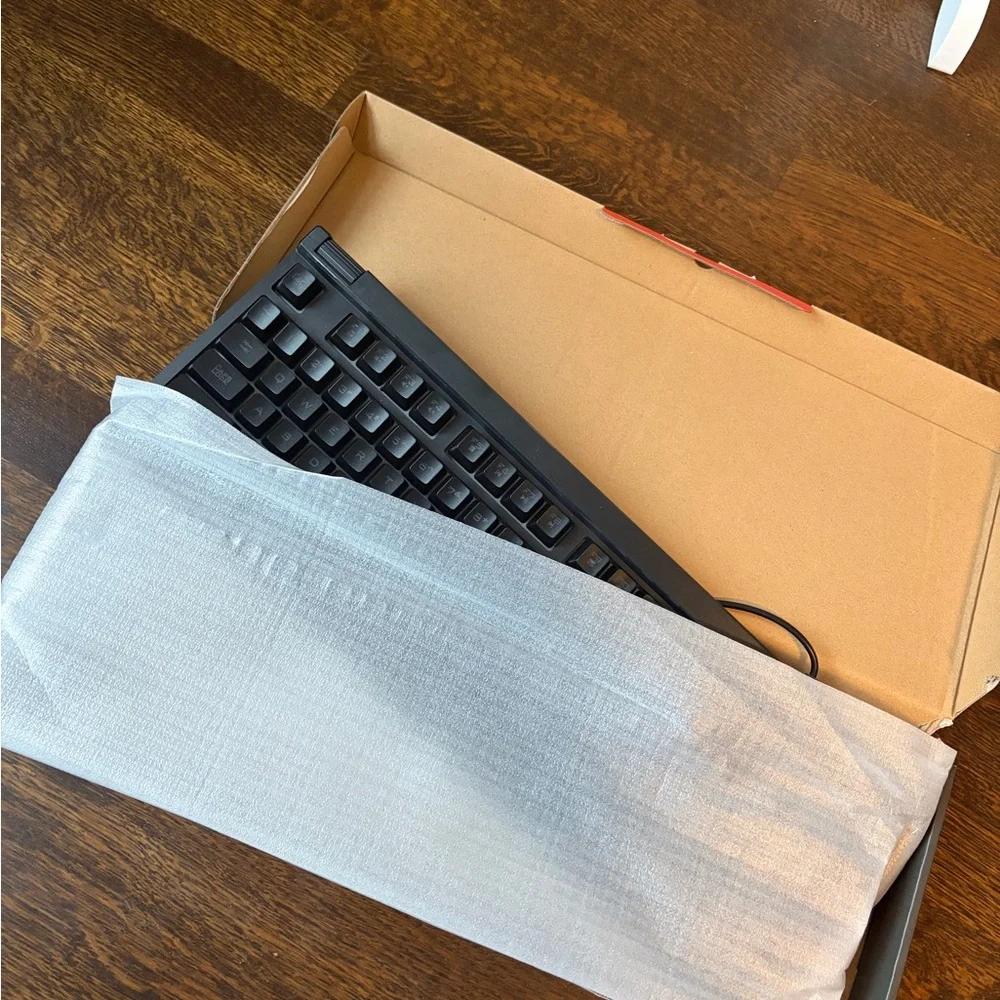 NOHI 02 RGB Mechanical Keyboard - Black